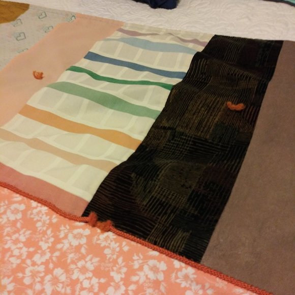 2259 Hand Crafted Throw - Picture 7 of 11